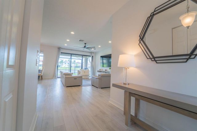 8089 Ironstone Drive, Delray Beach, FL 33446