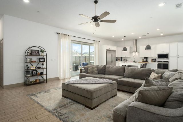 20046 Sunset Drive, Friant, CA 93626