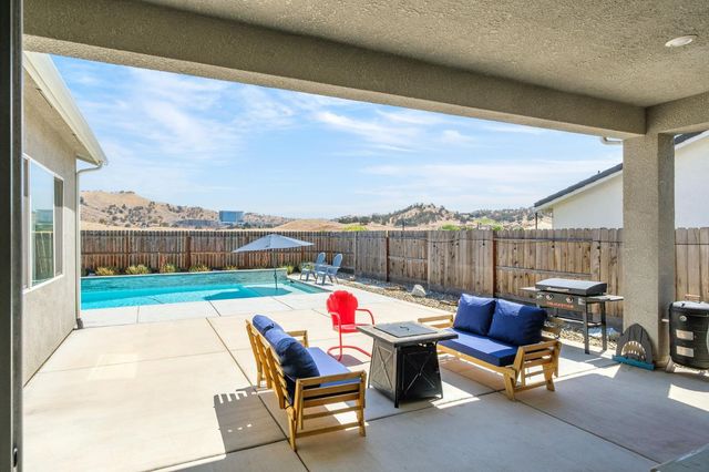 20046 Sunset Drive, Friant, CA 93626