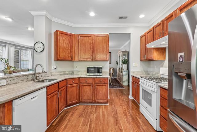 45 TEMPLE CT, Pennington, NJ 08534
