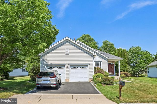 45 TEMPLE CT, Pennington, NJ 08534
