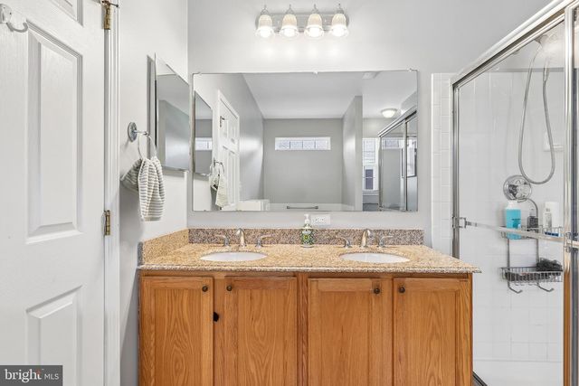 45 TEMPLE CT, Pennington, NJ 08534