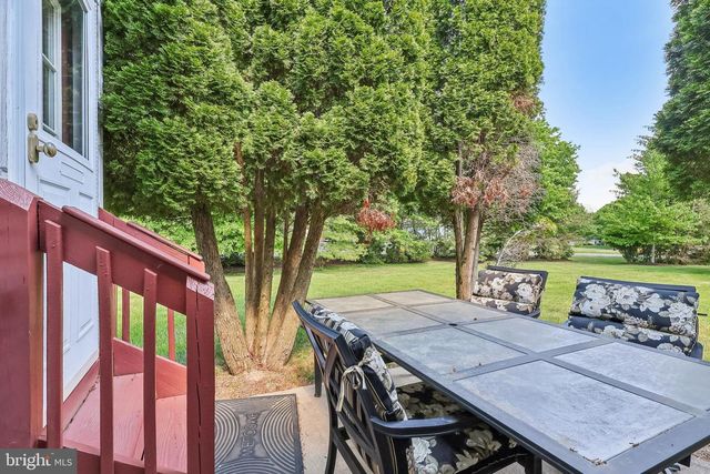 45 TEMPLE CT, Pennington, NJ 08534