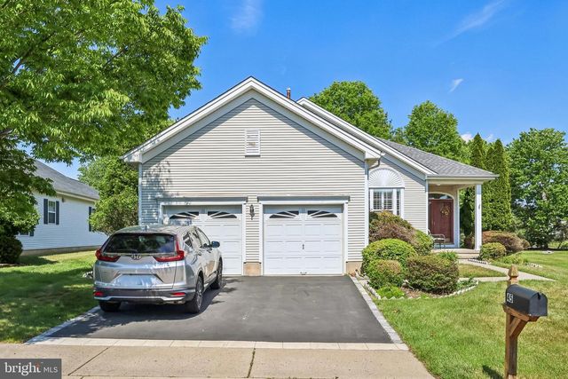 45 TEMPLE CT, Pennington, NJ 08534