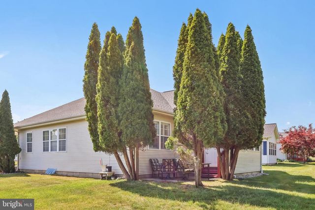 45 TEMPLE CT, Pennington, NJ 08534