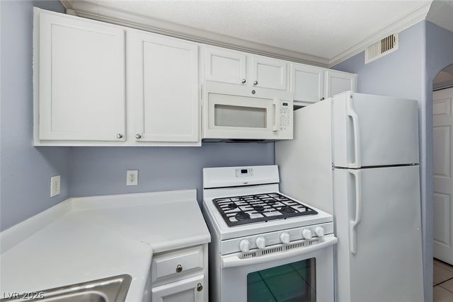 4316 West Lake Mead Boulevard 101, Las Vegas, NV 89108