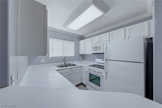 4316 West Lake Mead Boulevard 101, Las Vegas, NV 89108