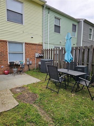 4530 Greenwood DR, Portsmouth, VA 23701