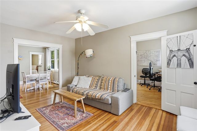 192 Washington Road, Barrington, RI 02806