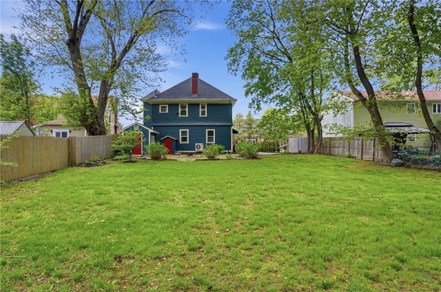 192 Washington Road, Barrington, RI 02806