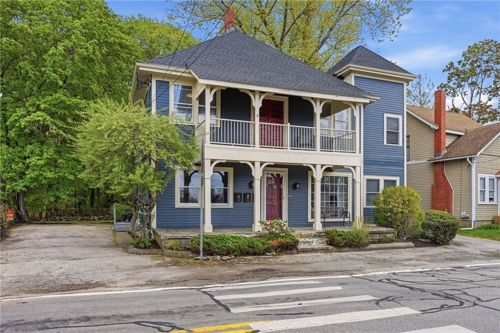 192 Washington Road, Barrington, RI 02806