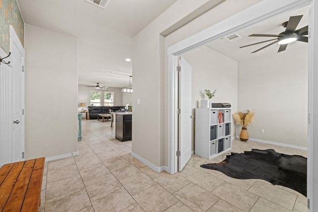 157 Syrah CT, Leander, TX 78641