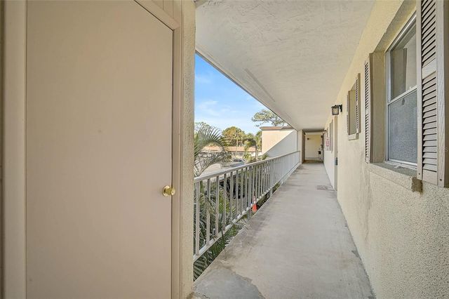 2851 SWIFTON DRIVE 39, Sarasota, FL 34231