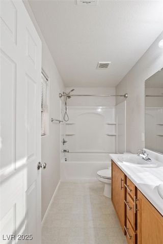 445 Royal Bridge Drive, Las Vegas, NV 89178