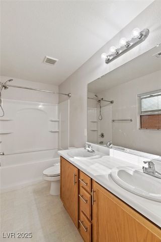 445 Royal Bridge Drive, Las Vegas, NV 89178