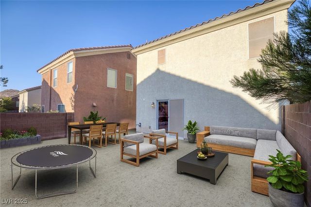 445 Royal Bridge Drive, Las Vegas, NV 89178