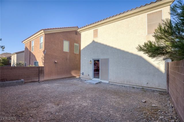 445 Royal Bridge Drive, Las Vegas, NV 89178