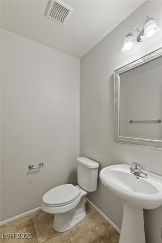 445 Royal Bridge Drive, Las Vegas, NV 89178