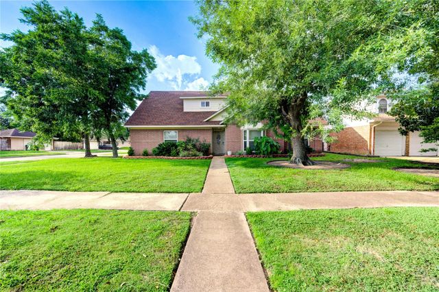 6622 Rockergate Drive, Houston, TX 77489