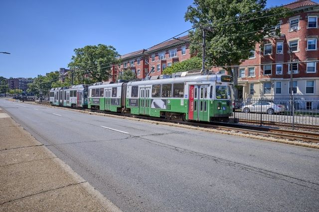 1254 Commonwealth Ave 11, Boston, MA 02134