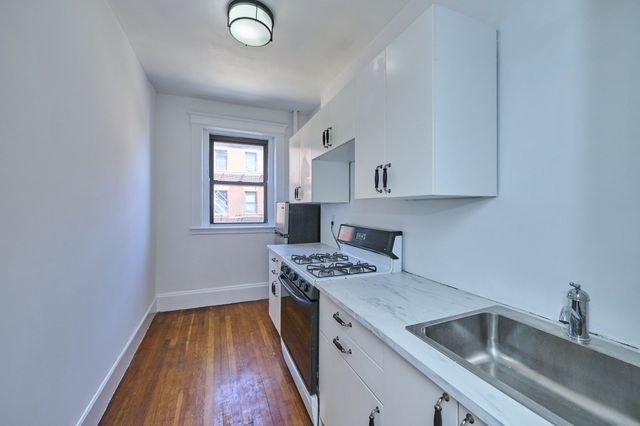 1254 Commonwealth Ave 11, Boston, MA 02134