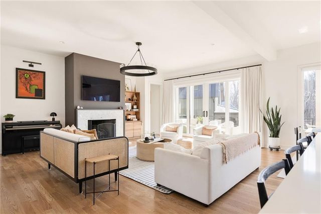 10840 Serenbe Lane, Chattahoochee Hills, GA 30268