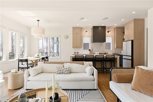 10840 Serenbe Lane, Chattahoochee Hills, GA 30268