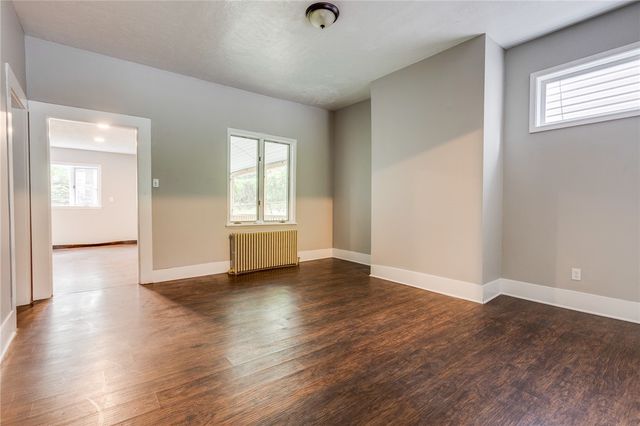 2637 Norwood Ave, Perry Hilltop, PA 15214