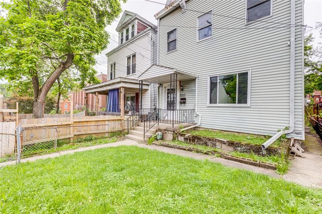 2637 Norwood Ave, Perry Hilltop, PA 15214