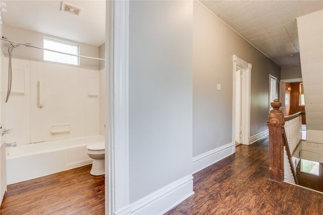 2637 Norwood Ave, Perry Hilltop, PA 15214