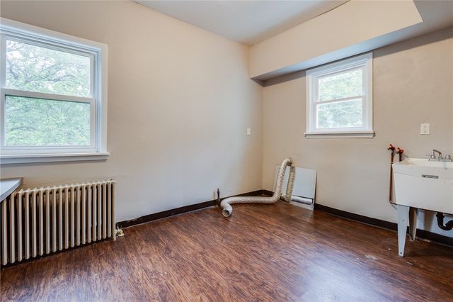 2637 Norwood Ave, Perry Hilltop, PA 15214