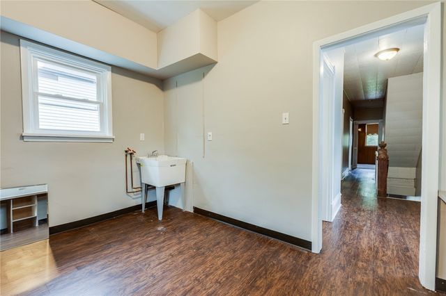 2637 Norwood Ave, Perry Hilltop, PA 15214