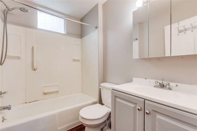 2637 Norwood Ave, Perry Hilltop, PA 15214