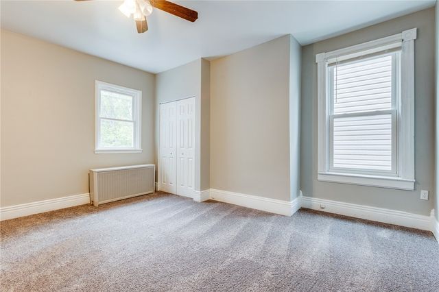 2637 Norwood Ave, Perry Hilltop, PA 15214
