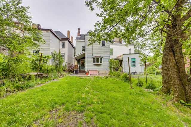 2637 Norwood Ave, Perry Hilltop, PA 15214