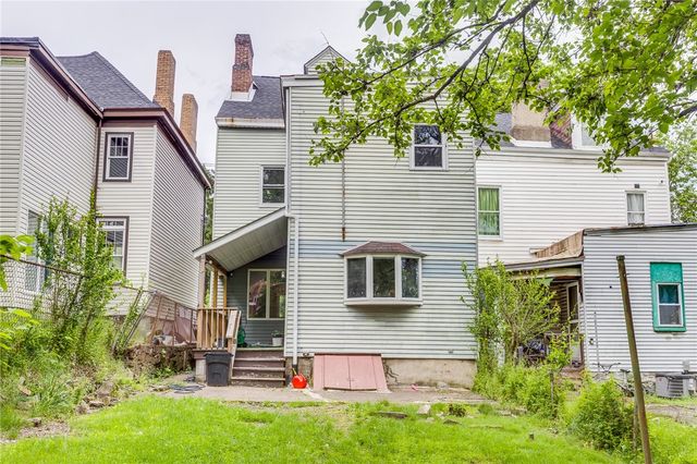 2637 Norwood Ave, Perry Hilltop, PA 15214