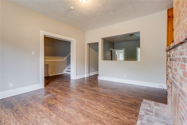 2637 Norwood Ave, Perry Hilltop, PA 15214