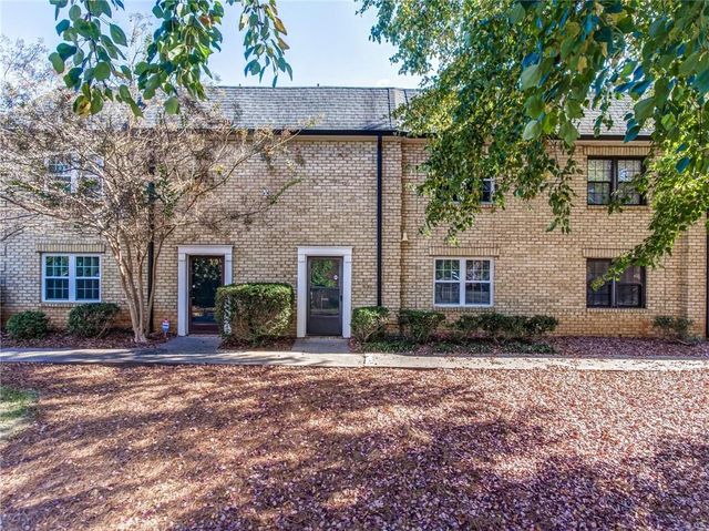 280 Winding River Road B, Atlanta, GA 30350