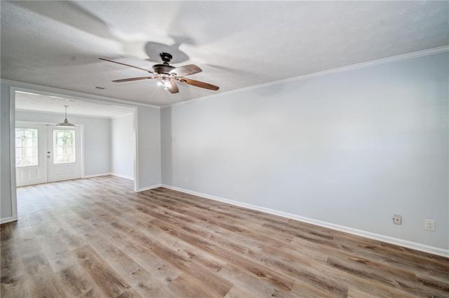 280 Winding River Road B, Atlanta, GA 30350