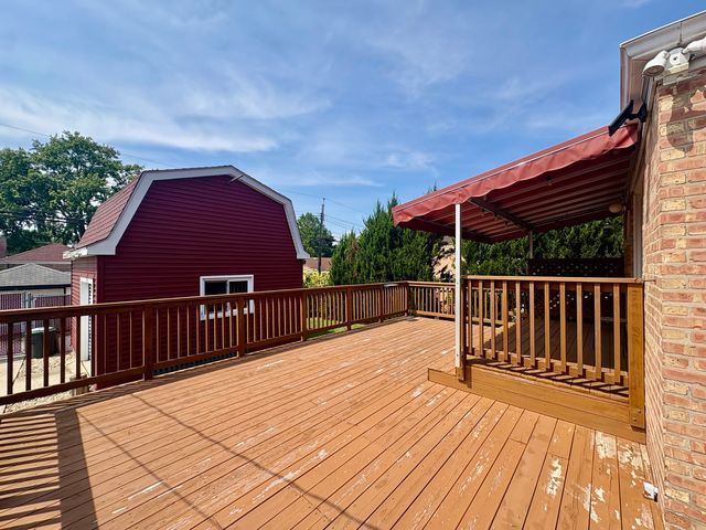 10206 S Fairfield Avenue, Chicago, IL 60655