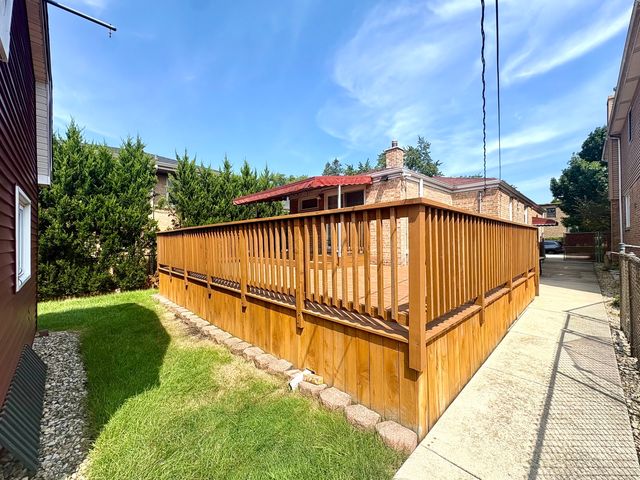 10206 S Fairfield Avenue, Chicago, IL 60655