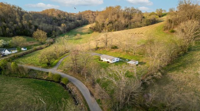 1120 Bull Run Rd, Lynchburg, TN 37352