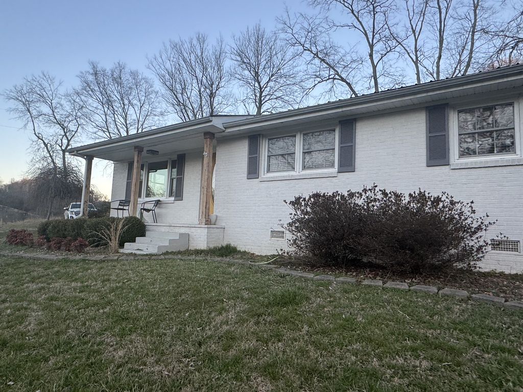 1120 Bull Run Rd, Lynchburg, TN 37352