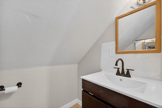 4025 51st Street, Des Moines, IA 50310