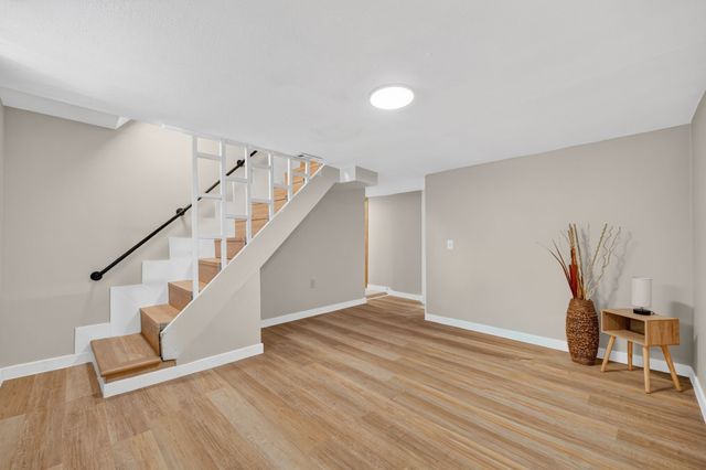 4025 51st Street, Des Moines, IA 50310