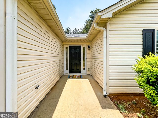 725 Stag Run Drive, Mansfield, GA 30055