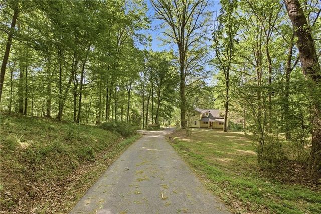 3695 Ledan Road, Gainesville, GA 30506