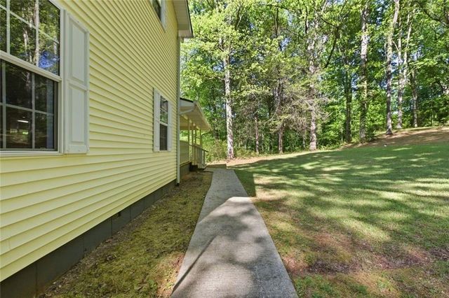 3695 Ledan Road, Gainesville, GA 30506