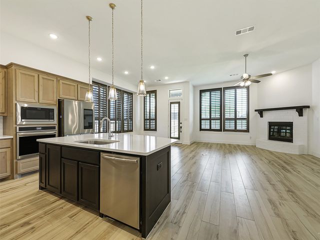 1956 Frediano Lane, Mclendon Chisholm, TX 75032