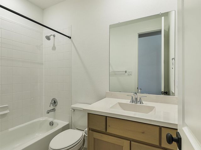 1956 Frediano Lane, Mclendon Chisholm, TX 75032